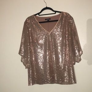 Flowy shirt gold shimmer